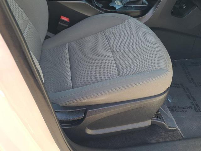 Photo of 2018 Pearl White Hyundai Santa Fe Sport
