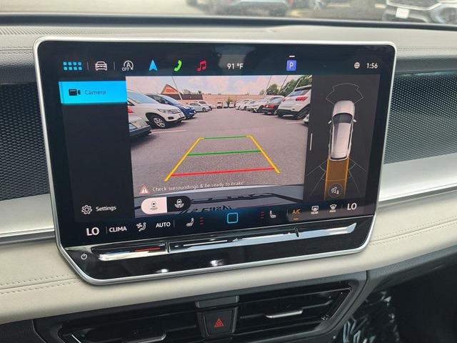 Photo of 2025 Pure White Volkswagen Tiguan