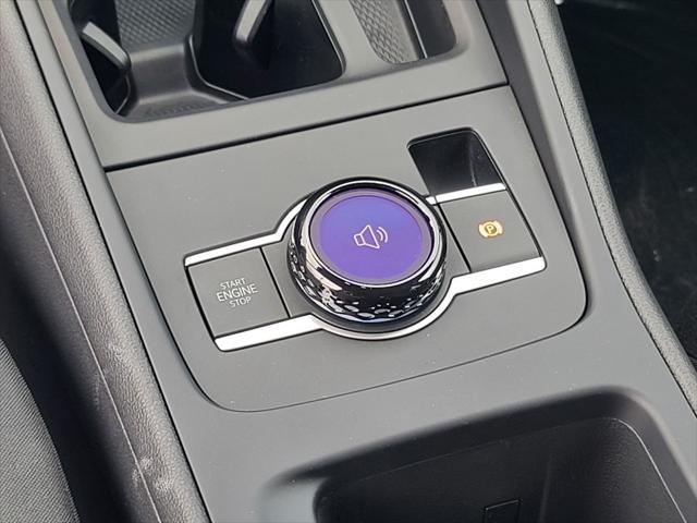 Photo of 2025 Platinum Volkswagen Tiguan