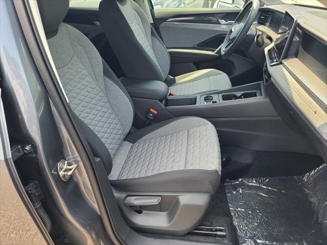 Photo of 2025 Platinum Volkswagen Tiguan