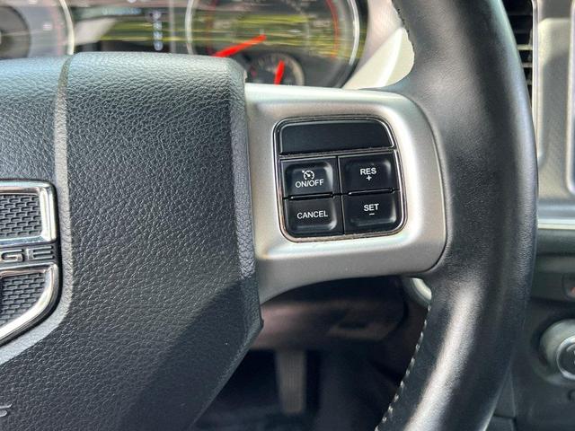 Photo of 2014 Bright White Clearcoat Dodge Charger