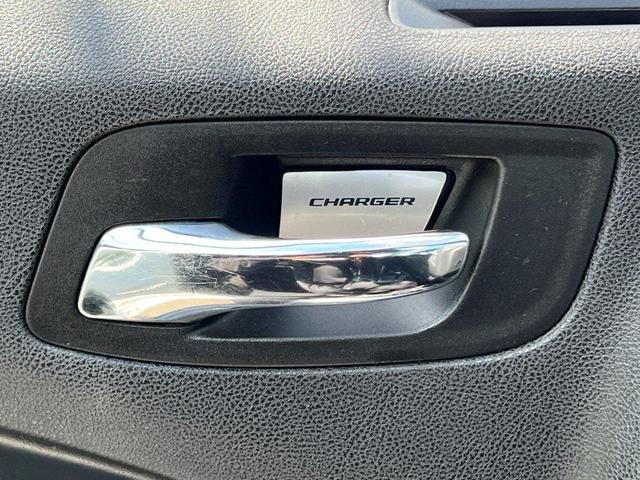 Photo of 2014 Bright White Clearcoat Dodge Charger