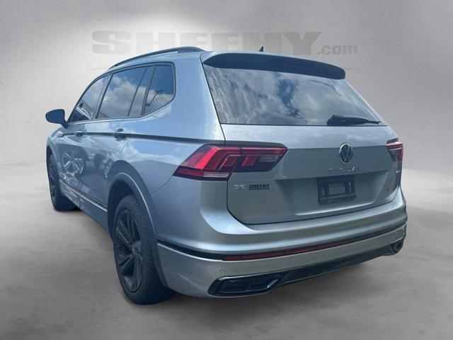 Photo of 2023 Silver Metallic Volkswagen Tiguan