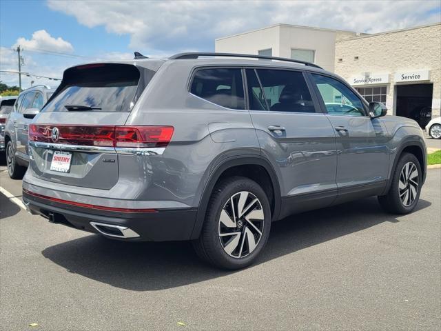 Photo of 2025 Gray Volkswagen Atlas