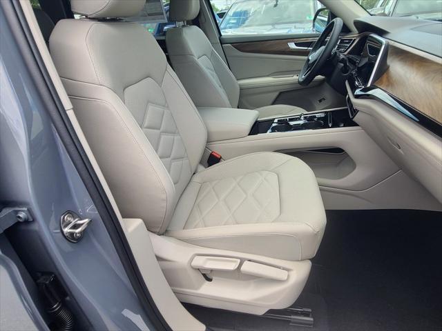Photo of 2025 Gray Volkswagen Atlas