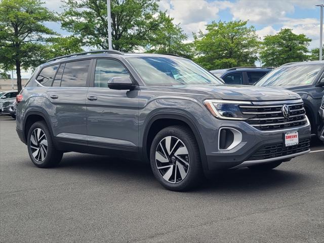 Photo of 2025 Gray Volkswagen Atlas