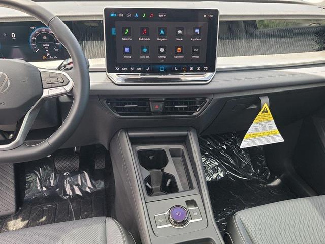 Photo of 2025 Platinum Volkswagen Tiguan