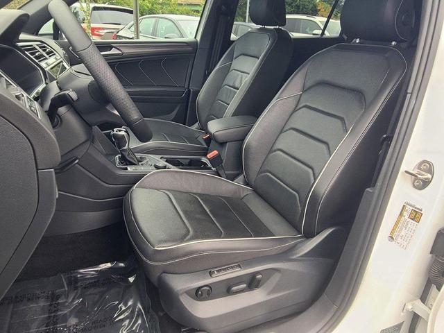 Photo of 2022 White Pearl Volkswagen Tiguan