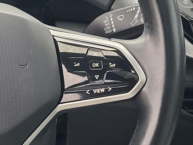 Photo of 2021 Mythos Black Metallic Volkswagen ID.4