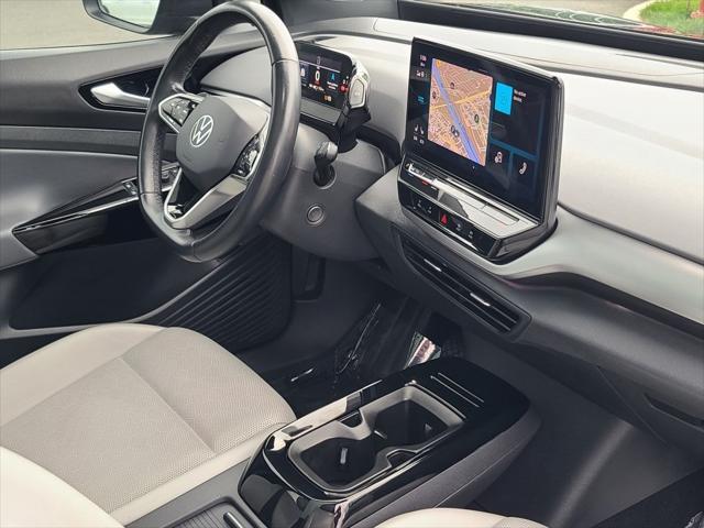 Photo of 2021 Mythos Black Metallic Volkswagen ID.4