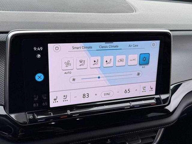 Photo of 2025 Mountain Lake Blue Metallic Volkswagen Atlas Cross Sport