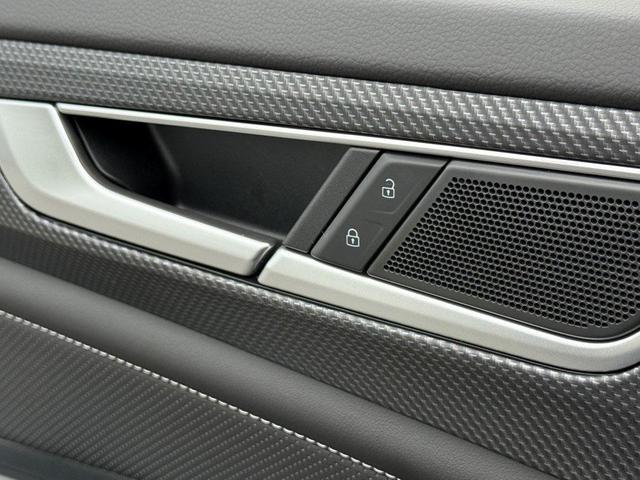 Photo of 2025 Mountain Lake Blue Metallic Volkswagen Atlas Cross Sport