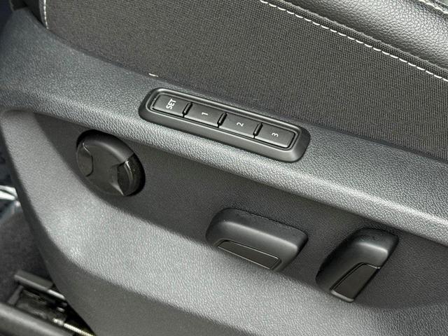 Photo of 2025 Mountain Lake Blue Metallic Volkswagen Atlas Cross Sport