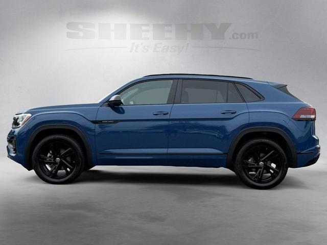 Photo of 2025 Mountain Lake Blue Metallic Volkswagen Atlas Cross Sport