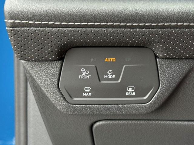 Photo of 2025 Mountain Lake Blue Metallic Volkswagen Atlas Cross Sport