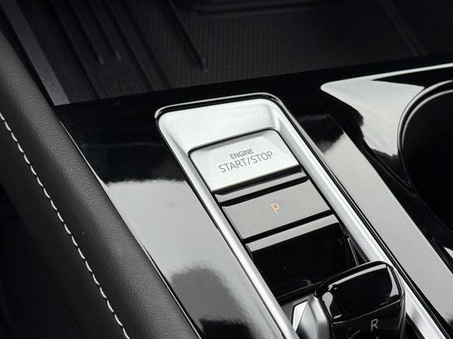 Photo of 2025 Mountain Lake Blue Metallic Volkswagen Atlas Cross Sport