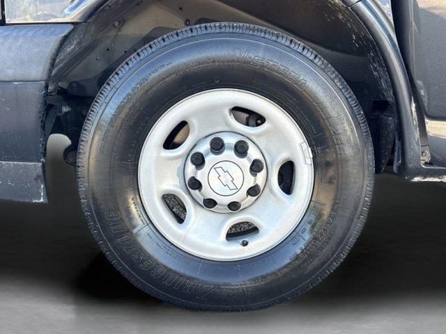 Photo of 2017 Cyber Gray Metallic Chevrolet Express 2500