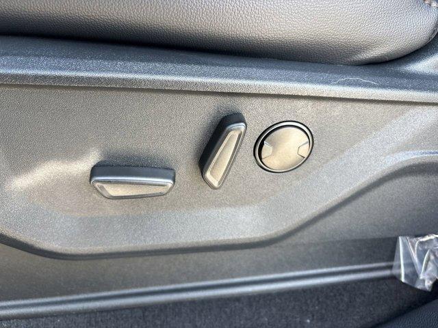Photo of 2025 Agate Black Metallic Ford F-250