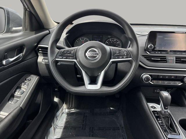 Photo of 2021 Gun Metallic Nissan Altima