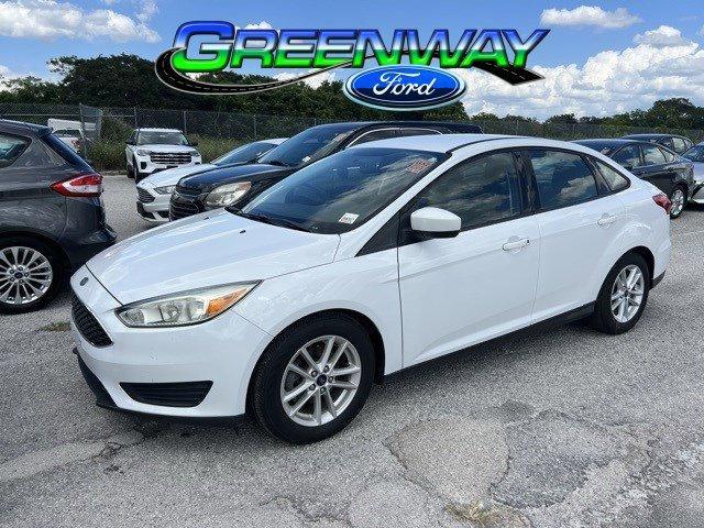 Photo of 2018 Oxford White Ford Focus