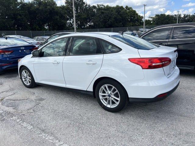 Photo of 2018 Oxford White Ford Focus
