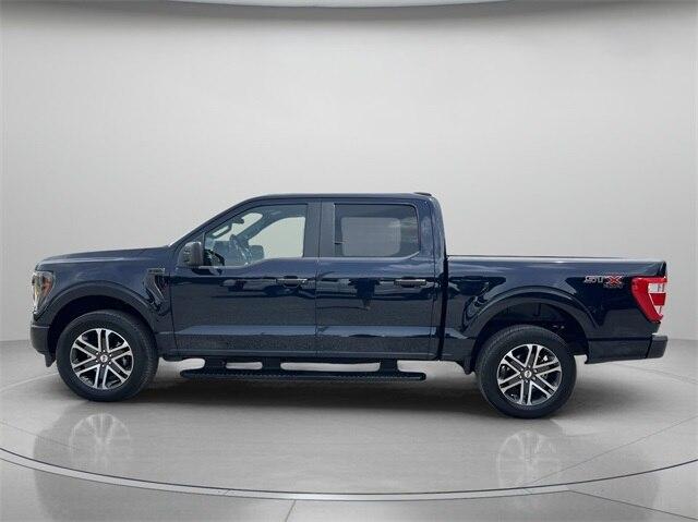 Photo of 2023 ANTIMATTER BLUE METALLIC Ford F-150