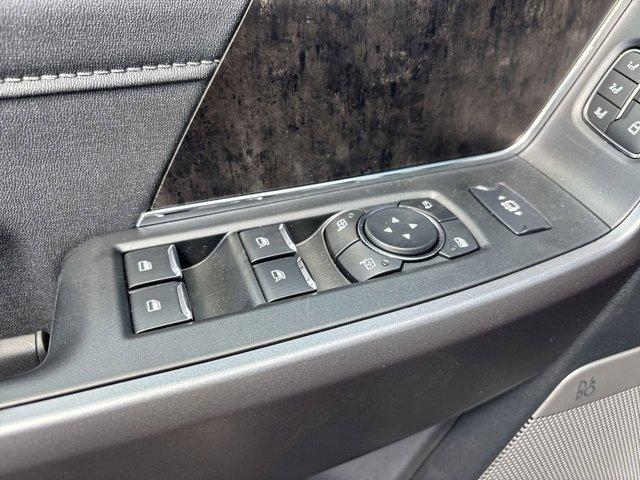 Photo of 2025 Agate Black Metallic Ford F-250