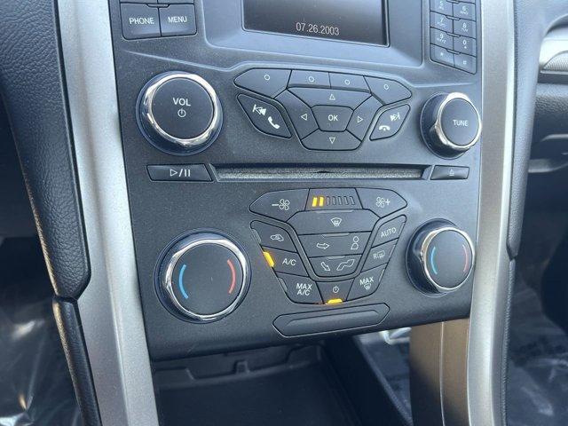 Photo of 2018 White Gold Metallic Ford Fusion Hybrid