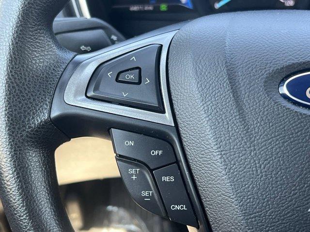 Photo of 2018 White Gold Metallic Ford Fusion Hybrid