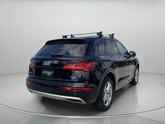 Photo of 2018 Brilliant Black Audi Q5