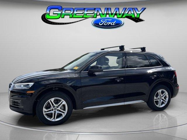 Photo of 2018 Brilliant Black Audi Q5