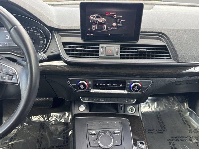 Photo of 2018 Brilliant Black Audi Q5