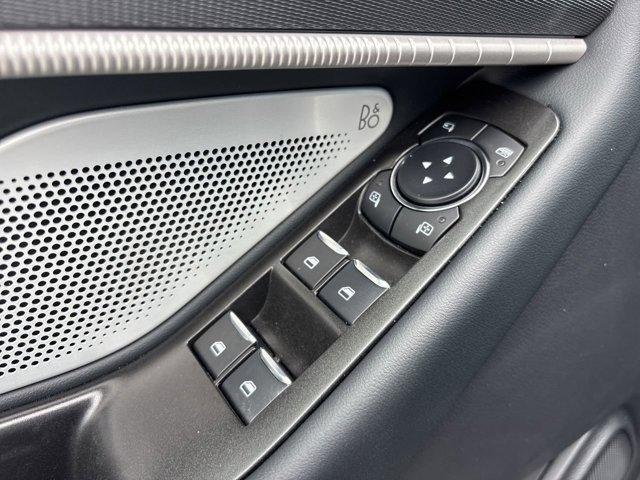 Photo of 2025 Carbonized Gray Metallic Ford Explorer
