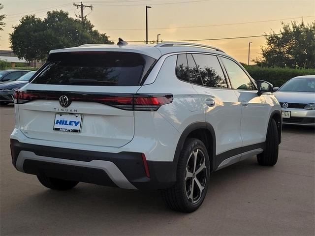 Photo of 2025 Pure White Volkswagen Tiguan