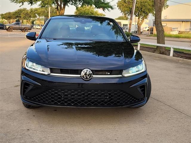 Photo of 2025 Deep Black Pearl Effect Volkswagen Jetta