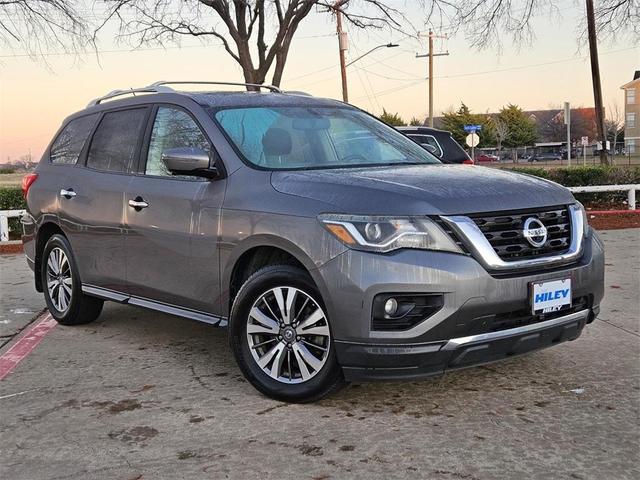 2017 Nissan Pathfinder