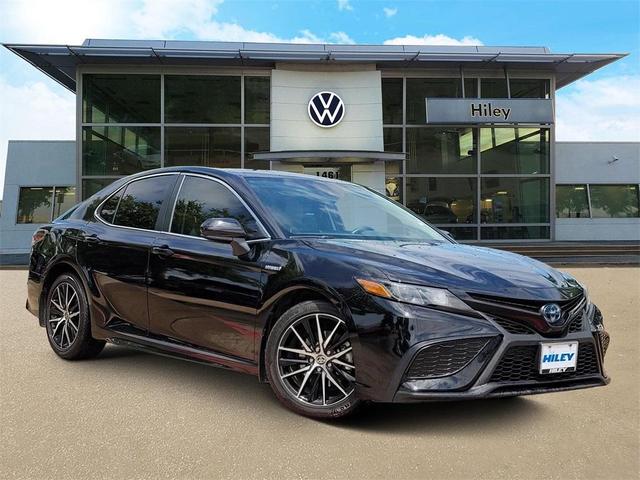 2021 Toyota Camry Hybrid
