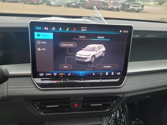 Photo of 2025 Platinum Gray Metallic Volkswagen Tiguan