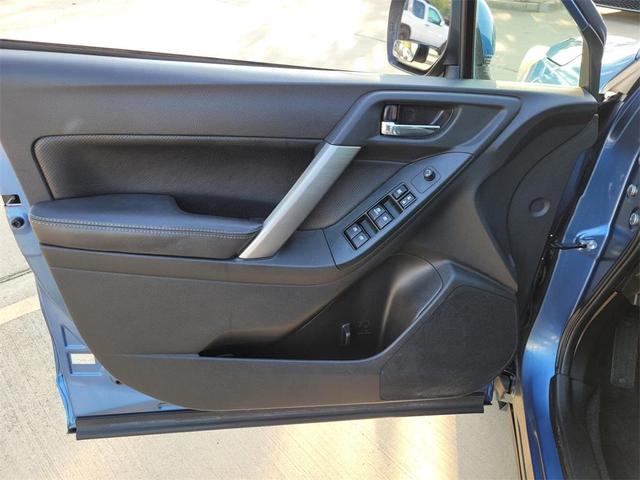 Photo of 2015 Quartz Blue Pearl Subaru Forester