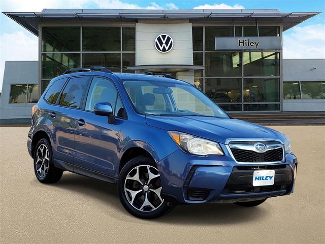 Photo of 2015 Quartz Blue Pearl Subaru Forester