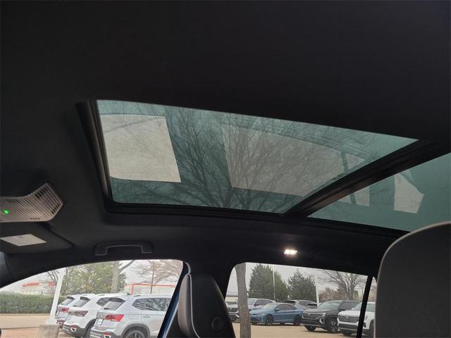 Photo of 2025 Mountain  Lake Blue Volkswagen Atlas Cross Sport