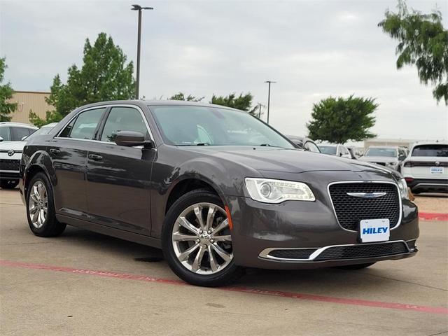 2018 Chrysler 300