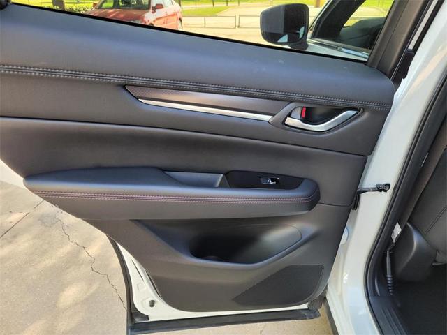 Photo of 2023 Rhodium White Metallic Mazda CX-5