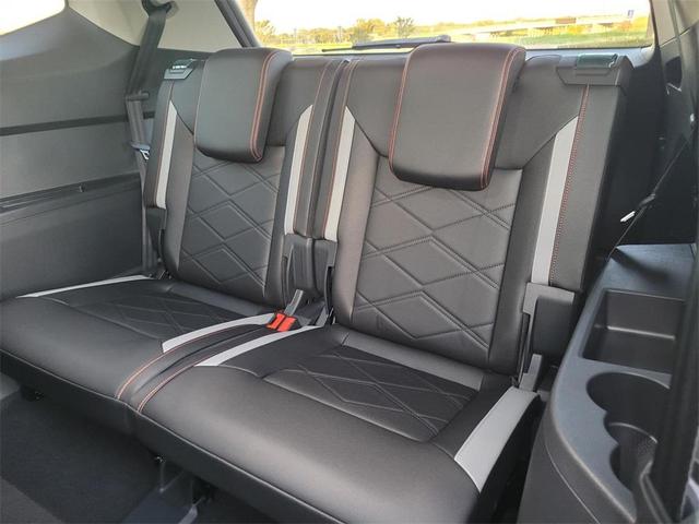 Photo of 2025 Avocado Green Pearl Volkswagen Atlas