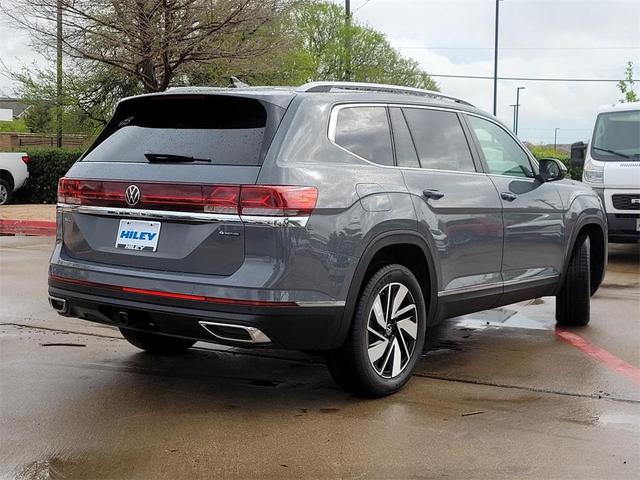 Photo of 2025 Pure Gray Volkswagen Atlas