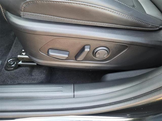 Photo of 2024 Phantom Black Hyundai SANTA CRUZ
