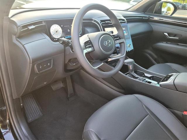 Photo of 2024 Phantom Black Hyundai SANTA CRUZ