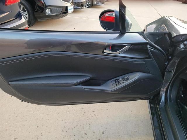 Photo of 2025 Machine Gray Metallic Mazda MX-5 Miata