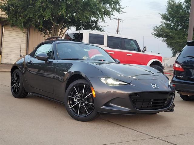 Photo of 2025 Machine Gray Metallic Mazda MX-5 Miata