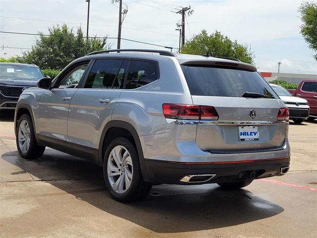 Photo of 2023 Pyrite Silver Metallic Volkswagen Atlas